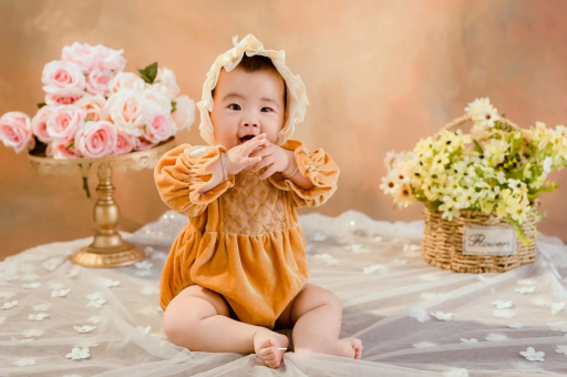 东海几个月宝宝可以坐 东海几个月宝宝可以坐