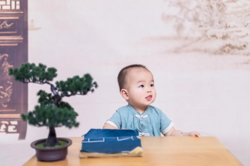 东海二个月宝宝做哪些训练 东海二个月宝宝做哪些训练